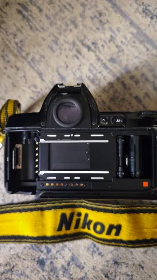 Nikon F-801 AF Nikkor 50mm 1:1.8