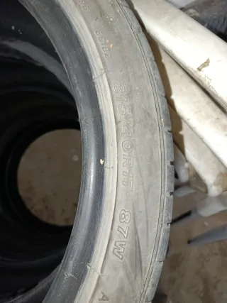 Neumáticos de coche (4 unidades)