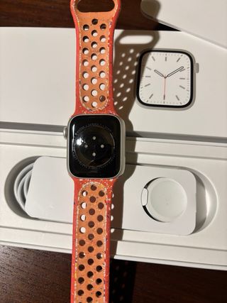 Apple Watch Series 7 Beige