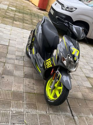 Yamaha Jog RR Gris/Amarillo