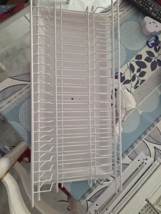 Escurridor de platos blanco