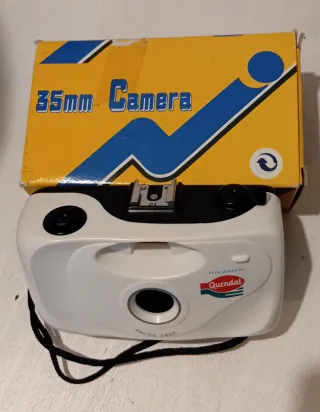 Cámara 35mm Quendal Blanca