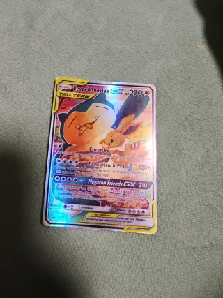 Carta Pokémon Eevee & Snorlax GX TAG TEAM