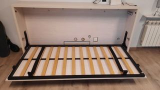 Cama abatible