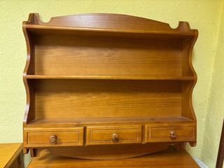 Mesa estudio y estantería pino