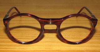 ANTIGUA MONTURA GAFAS GAME MOD PITER. VINTAGE.