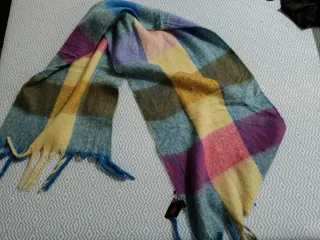 Bufanda de punto cuadros multicolor