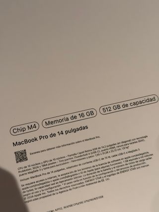 MacBook Pro 14 M4 Argento