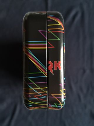 Tin Box Stranger Things + Card LE Panini