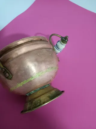 Calderito de cobre vintage con asas de cerámica