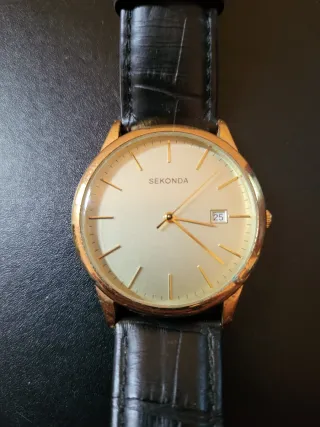 Reloj Sekonda Dorado y Negro