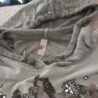 Felpa Tredy con strass grigio