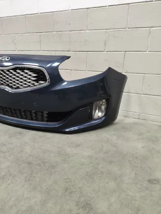 Parachoques delantero Kia Carens 2018