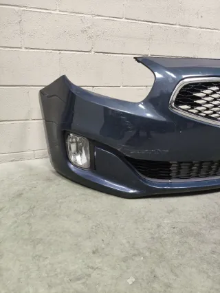 Parachoques delantero Kia Carens 2018