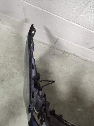 Parachoques delantero Kia Carens 2018