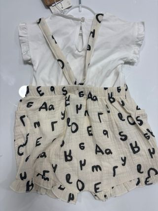 Conjunto bebé niña Mayoral letras