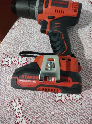 Taladro Percutor Atornillador Stayer 18V