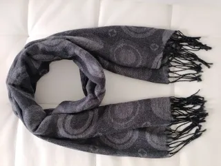 BUFANDA PAÑUELO FULAR MUJER TONOS GRISES Y NEGRO