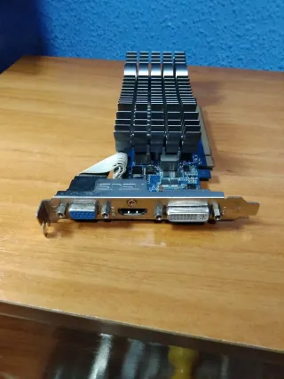Tarjeta Gráfica Nvidia 2GB HDMI PCI Express