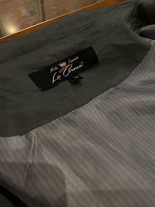 Chaqueta cortavientos gris talla 44