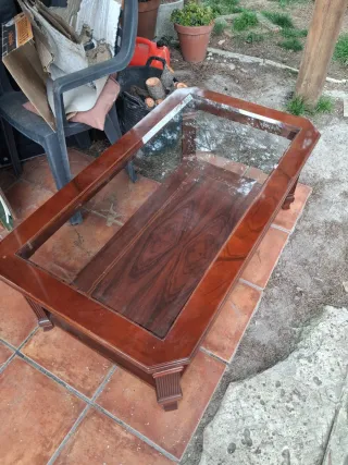 Mesa baja madera y cristal