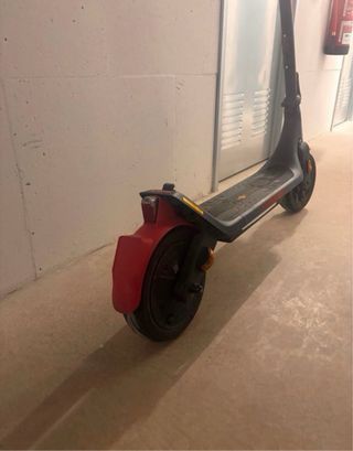 Patinete Eléctrico Red Bull Race