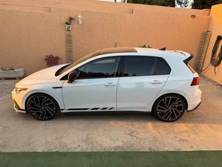 Volkswagen Golf 2021