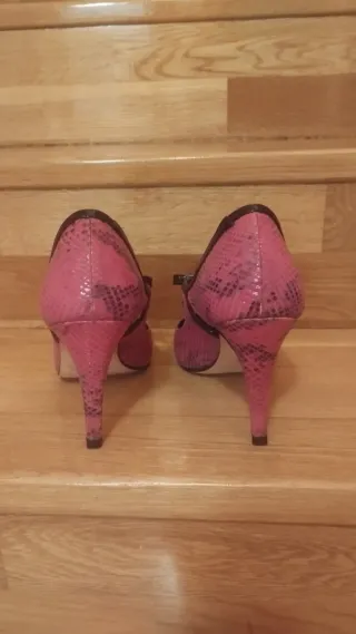 Zapatos tacón piel rosa y negro RAMÓN TENZA