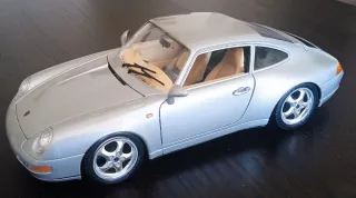 Porsche 911 Carrera 1/18 (1993)