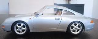 Porsche 911 Carrera 1/18 (1993)