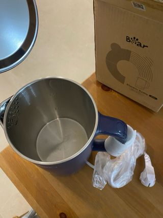 Hervidor de agua eléctrico Bear nuevo