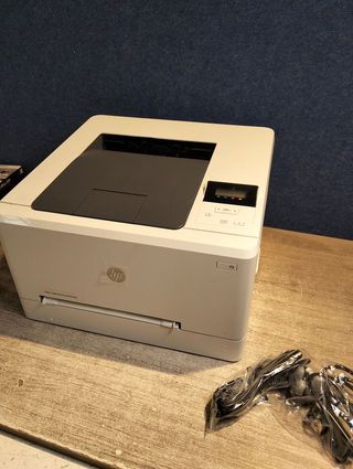 HP Laser Jet Pro M254nw - Impresora color láser