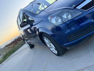 Opel Zafira 2006