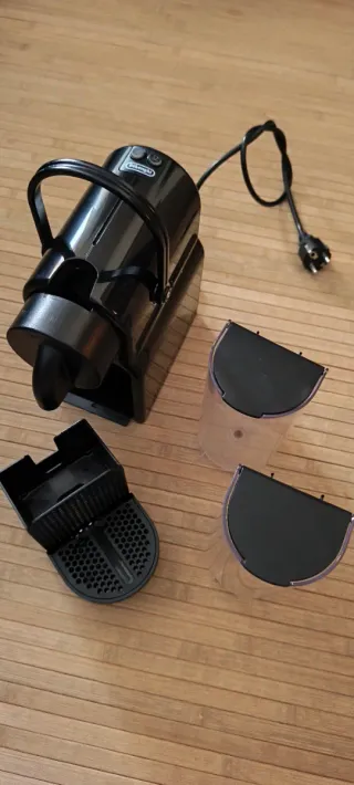 Cafetera Delonghi Nespresso no funciona, leer todo