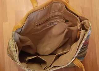 Bolso de mano de rayas