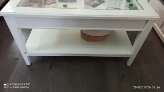 Mueble TV Ikea Blanco  y se regala mesa de centro