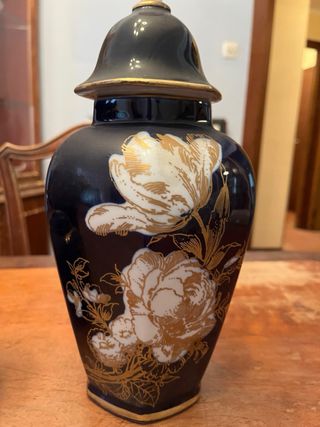 Jarrones Hispania Porcelana Dorada Flores