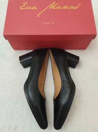 Scarpe in pelle nere Eva Mañas da donna