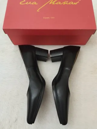 Scarpe in pelle nere Eva Mañas da donna