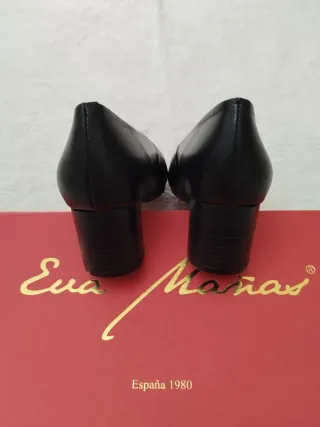 Scarpe in pelle nere Eva Mañas da donna