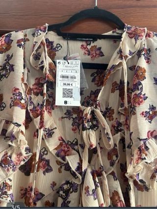 Vestido Sfera volantes floral