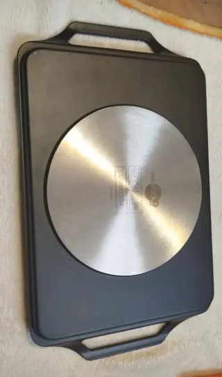 Bandeja de asar con asas rojas