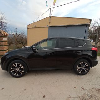 Toyota RAV4 2014
