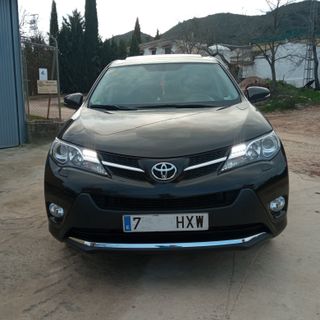 Toyota RAV4 2014