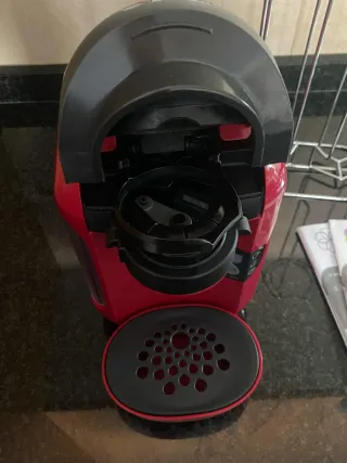 Cafetera Bosch Tassimo Roja