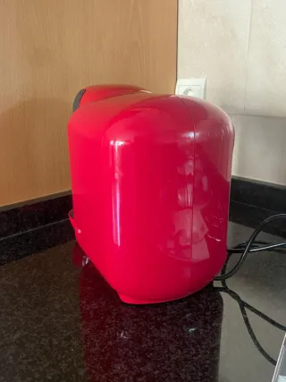 Cafetera Bosch Tassimo Roja