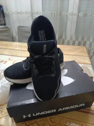 Zapatillas Under Armour Talla 41 Nuevas
