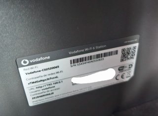 Router Vodafone WiFi 6 Station en caja