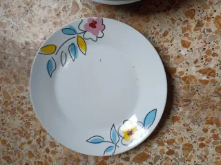 Juego de 3 platos grandes y 6 pequeños