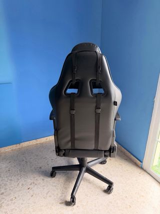 Silla Gaming Newskill Negra